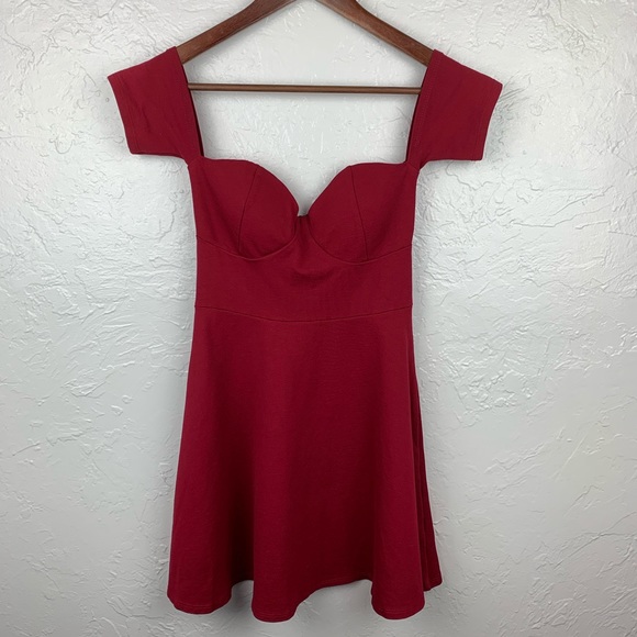 Lulu’s red sweetheart neck mini dress sz Small - Picture 2 of 7